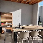 Le Petit Bed & Breakfast