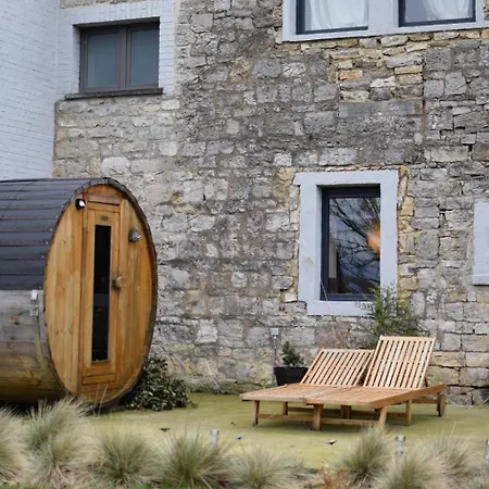 Le Petit Bed & Breakfast